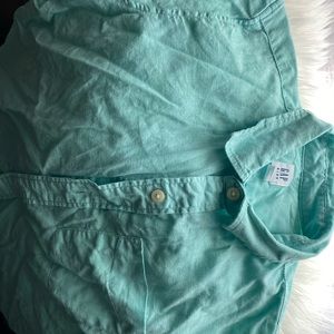 Gap shirt